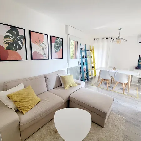 Le Pradet Cosy Beach Apartment, Proximite Plage A Pied Exterior foto