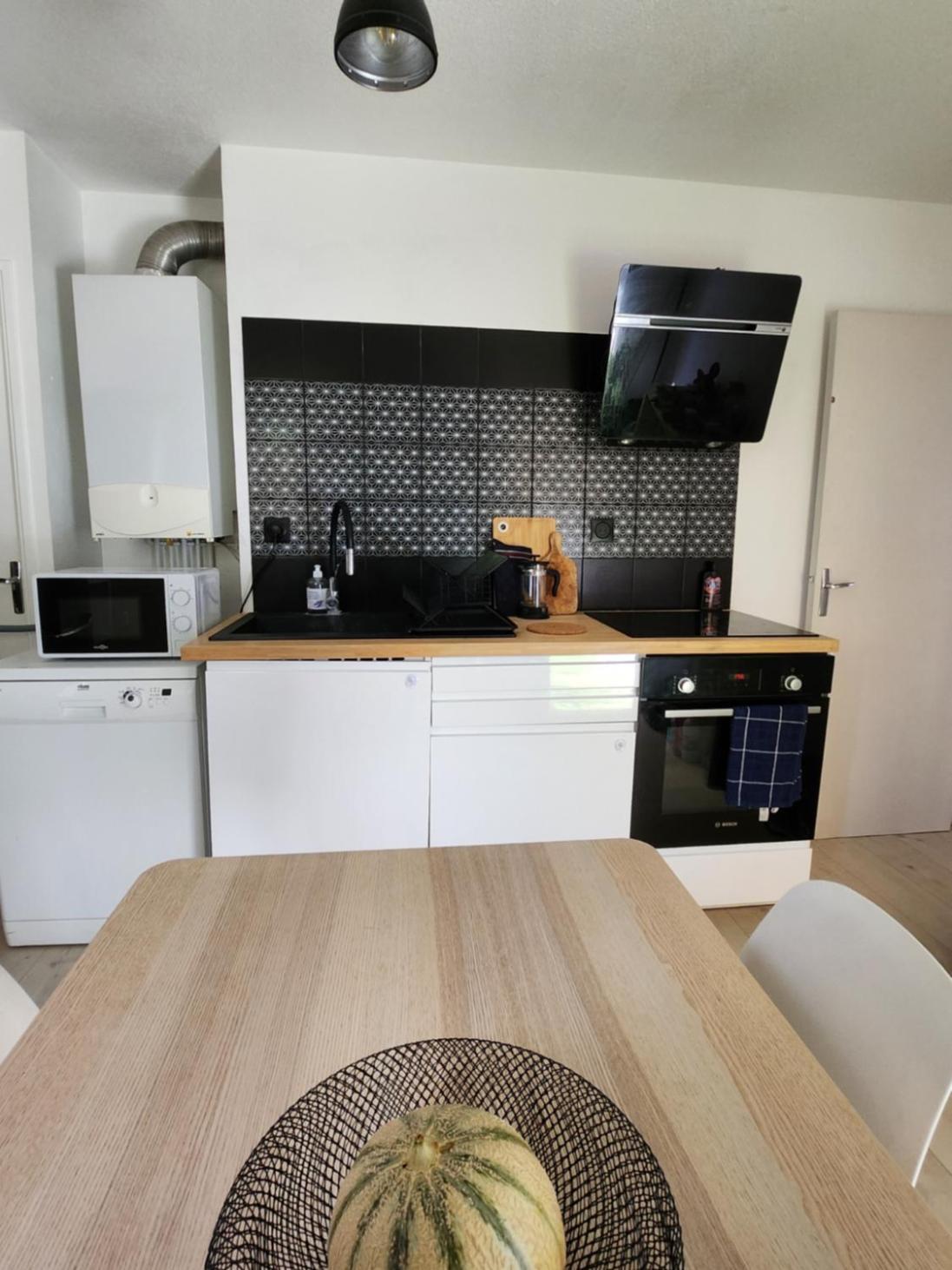 Cosy Apartment, Proximite A Pied
